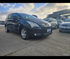 Peugeot 5008 1.6 HDi 112CV Business