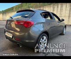 Alfa Romeo Giulietta 2.0 JTDm-2 Exclusive - 6