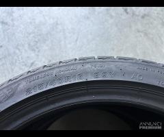 2 Gomme 215/40 R18 Bridgestone estive 85% residui