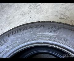 2 Gomme 215/60 R16 Bridgestone 80% residui 2022 - 3