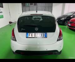 Lancia Ypsilon 1.2 69 CV 5 porte GPL Ecochic Elefa