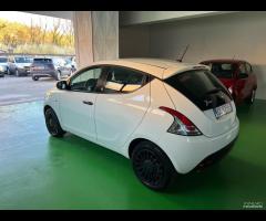 Lancia Ypsilon 1.2 69 CV 5 porte GPL Ecochic Silve - 7