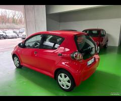 Toyota Aygo 1.0 12V VVT-i 5 porte - 6