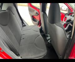 Toyota Aygo 1.0 12V VVT-i 5 porte - 10