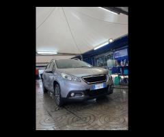 Peugeot 2008 BlueHDi 100 Black Matt