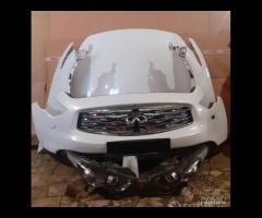 INFINITI FX30 MUSO MUSATA FRONTALE 3.0D 2012