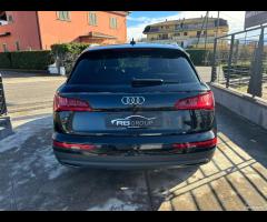 Audi Q5 2.0 TDI 150 CV Business Sport