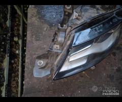 Faro - Fanale Sx Xenon Per Audi A4 B8 2010