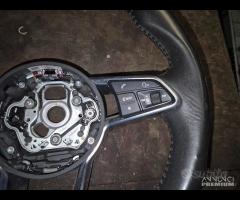 Volante In Pelle Tagliato Con Paddle Per Audi TT 8