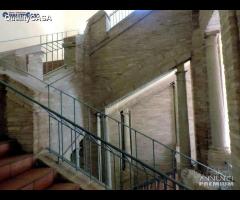 Appartamento palazzo storico Monte San Vito - 20