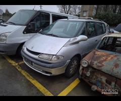 Renault Espace 1999 Demolita - Per Ricambi