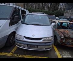 Renault Espace 1999 Demolita - Per Ricambi