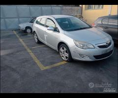 Opel Astra J 2012 1.7 TD Demolita - Per Ricambi