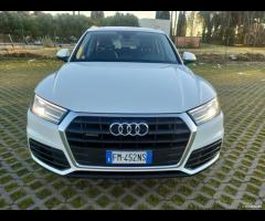 Audi Q5 2.0 TDI quattro S tronic Business