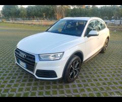 Audi Q5 2.0 TDI quattro S tronic Business