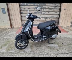 Piaggio Vespa 300 GTS - 06/2024 - Motor's Passion