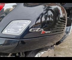 Piaggio Vespa 300 GTS - 06/2024 - Motor's Passion - 7