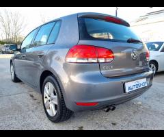 Volkswagen Golf Var. 2.0 TDI DPF Comfortline - 6