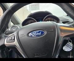 Ford Fiesta 1.4 5p. Bz.- GPL Titanium - 17