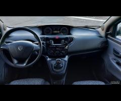 LANCIA YPSILON 1.0 Hibrid 70cv 5P Ecochic 2021 - 6