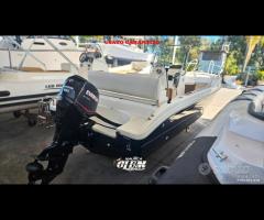 Capelli 18+ evinrude e-tec 90cv