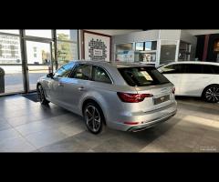 Audi A4 Avant 40 TDI S tronic Business Sport