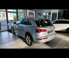 Audi Q5 40 TDI quattro S tronic Business Sport