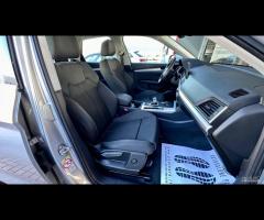 Audi Q5 40 TDI quattro S tronic Business Sport - 18