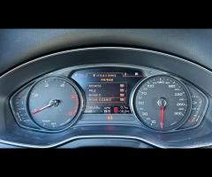 Audi Q5 40 TDI quattro S tronic Business Sport - 25