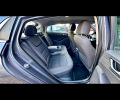 Hyundai Ioniq 1.6 Hybrid DCT Comfort - 22