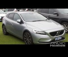 Musata completa volvo v40