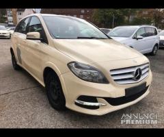 Ricambi Mercedes classe b 2016 1.5 D