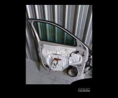 Porta anteriore e posteriore fiat 600E Hybrid