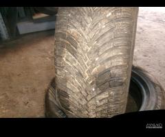 Gomme pirelli 4 stagioni 215/55/17