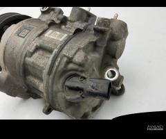 COMPRESSORE A/C VOLKSWAGEN Polo 6Â° Serie 5q081680