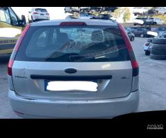 Ricambi Ford Fiesta 1.4 TDCi 68cv del 2003 - 4