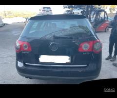 Ricambi Volkswagen Passat Variant 2.0 TDI del 2007 - 3