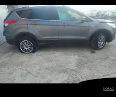 SI VENDE PER RICAMBI FORD KUGA UFMA CAMBIO AUT