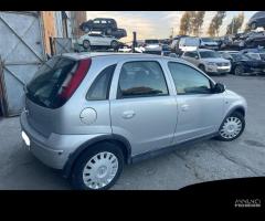 Ricambi Opel Corsa 1.2 benz 16V 80cv del 2005