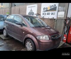 AUDI A2 1.4 TD 2001 AMF PER RICAMBI