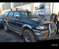 MITSUBISHI PAJERO 2.5 TD 1999 4D56 PER RICAMBI