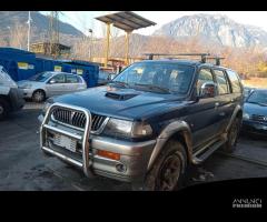 MITSUBISHI PAJERO 2.5 TD 1999 4D56 PER RICAMBI