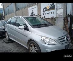 MERCEDES CLASSE B 2.0 TD 2009 640941 PER RICAMBI