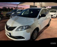 Lancia Ypsilon 1.3 MJT 16V 95 CV 5 porte S&S Plati