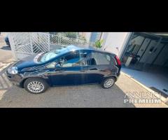 Fiat Punto 1.3 MJT II 75 CV 5 porte Lounge - 11