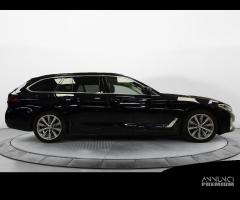 BMW 520 d 48V Touring Luxury