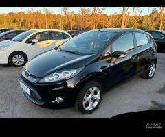 Ford Fiesta 1.5 TDCi 75CV 5 porte Titanium