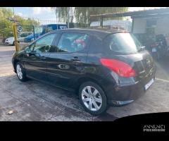 Peugeot 308 1.6 HDi 5 porte - 8