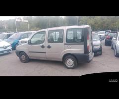 Fiat Doblò 1.9 MJT finestrato 5 posti - 2