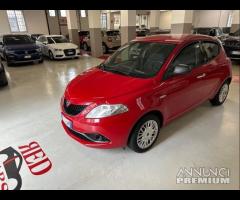 Lancia Ypsilon 1.2 69 CV 5 porte Silver